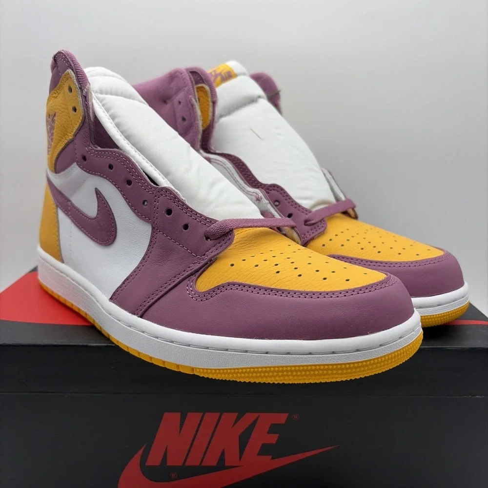 Jordan 1 Retro High OG Brotherhood 2022 Mens Sneakers 555088-706 Size 11.5